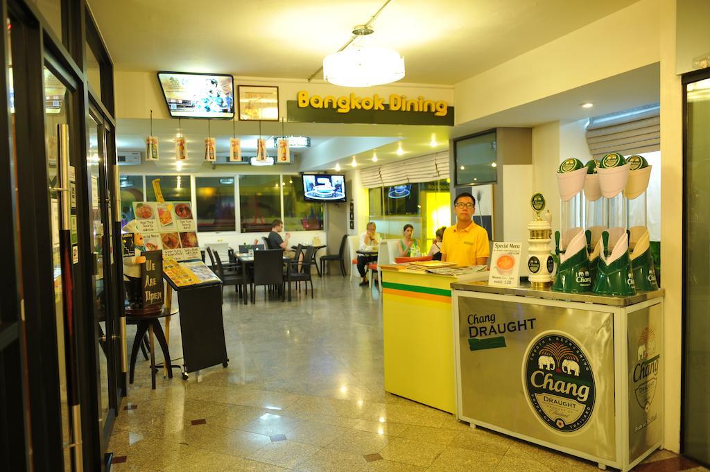 Saphaipae Hostel Bangkok Esterno foto