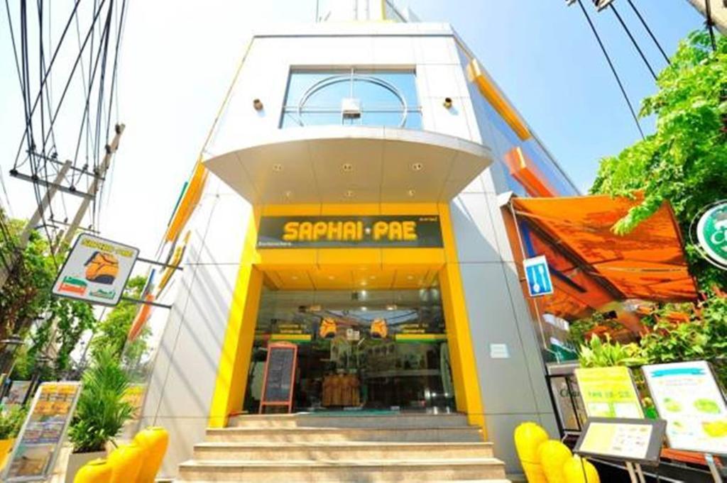 Saphaipae Hostel Bangkok Esterno foto
